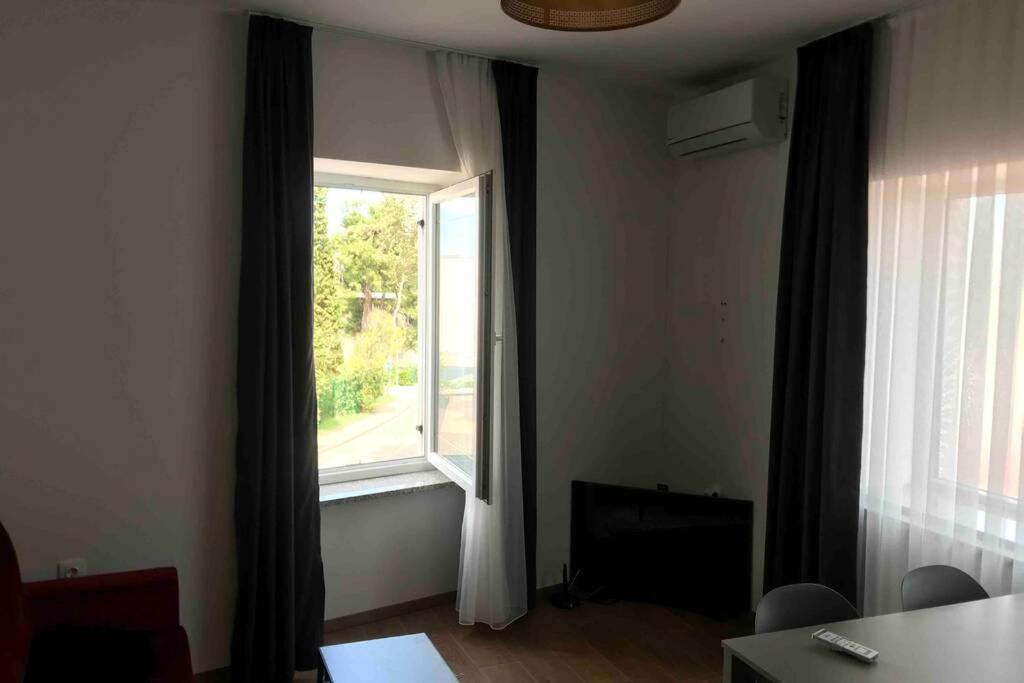Nadija Apartmani โปเรช ภายนอก รูปภาพ